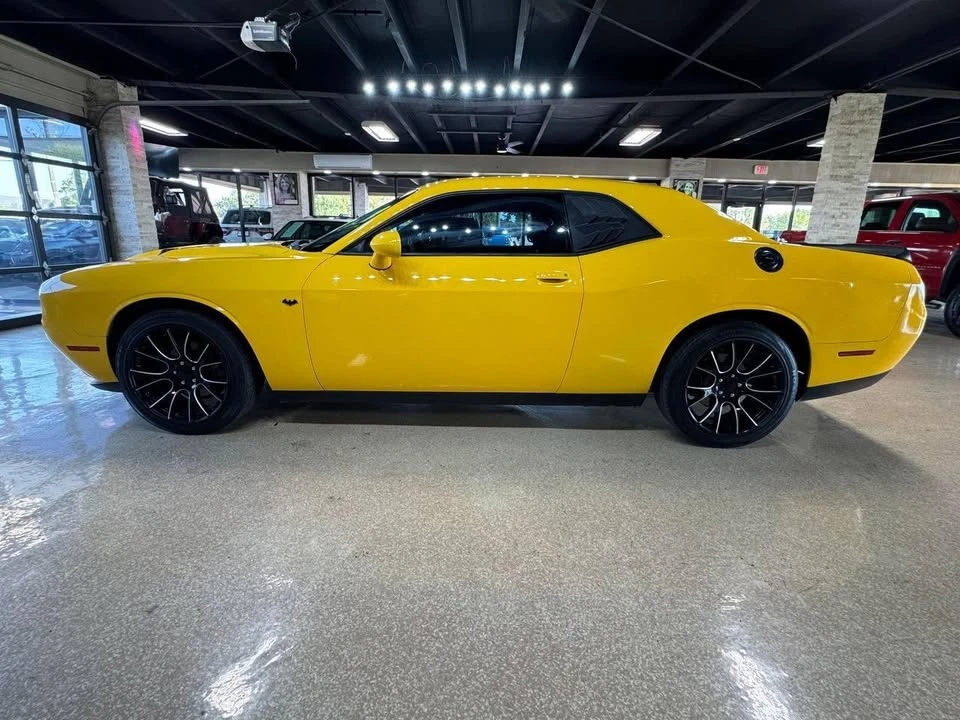 2018 Dodge Challenger 3rd Gen - Image 3 of 15