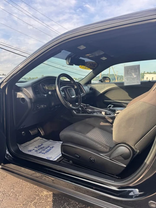 2018 Dodge Challenger 3rd Gen - Image 6 of 9