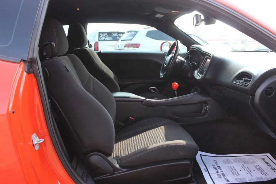 2018 Dodge Challenger 3rd Gen - Image 9 of 17