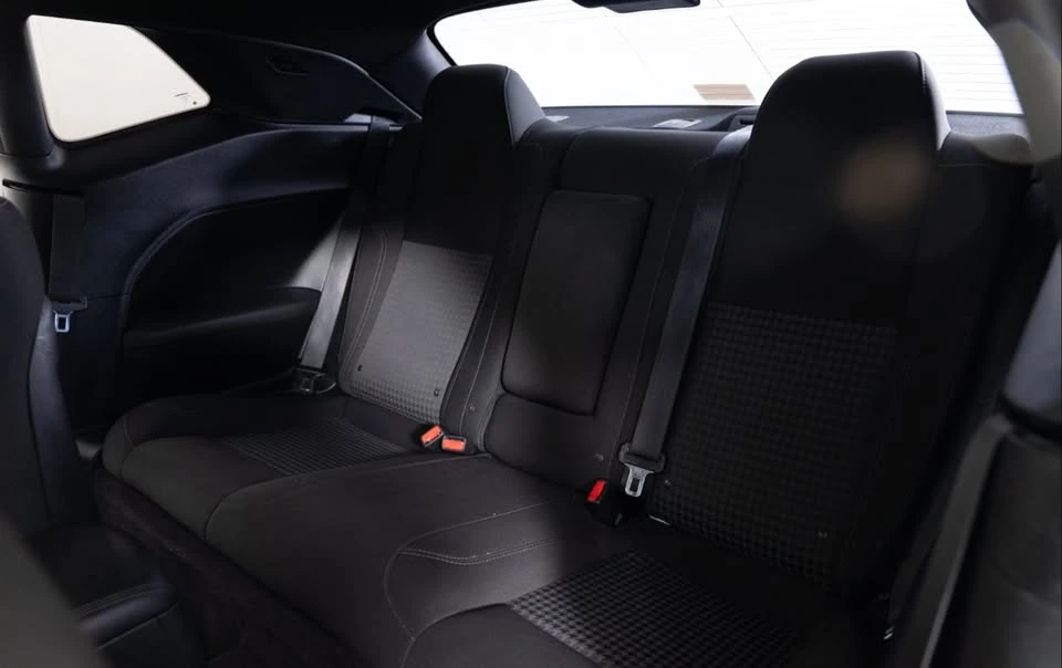 2018 Dodge Challenger 3rd Gen - Image 8 of 14