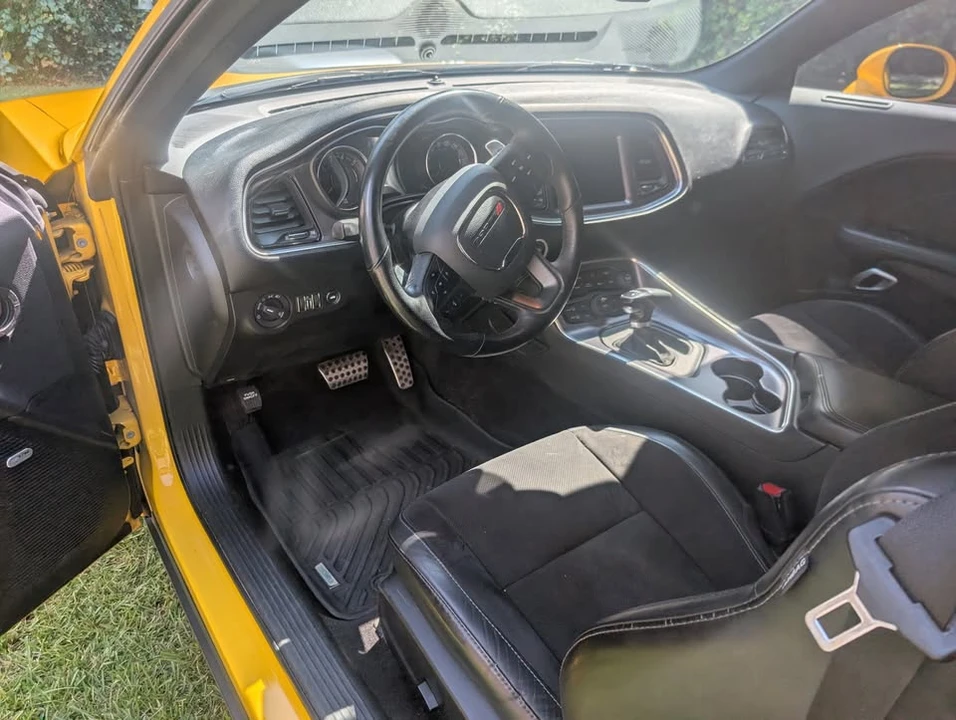 2018 Dodge Challenger 3rd Gen - Image 4 of 9