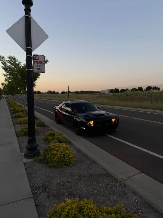 2018 Dodge Challenger 3rd Gen - Image 2 of 11