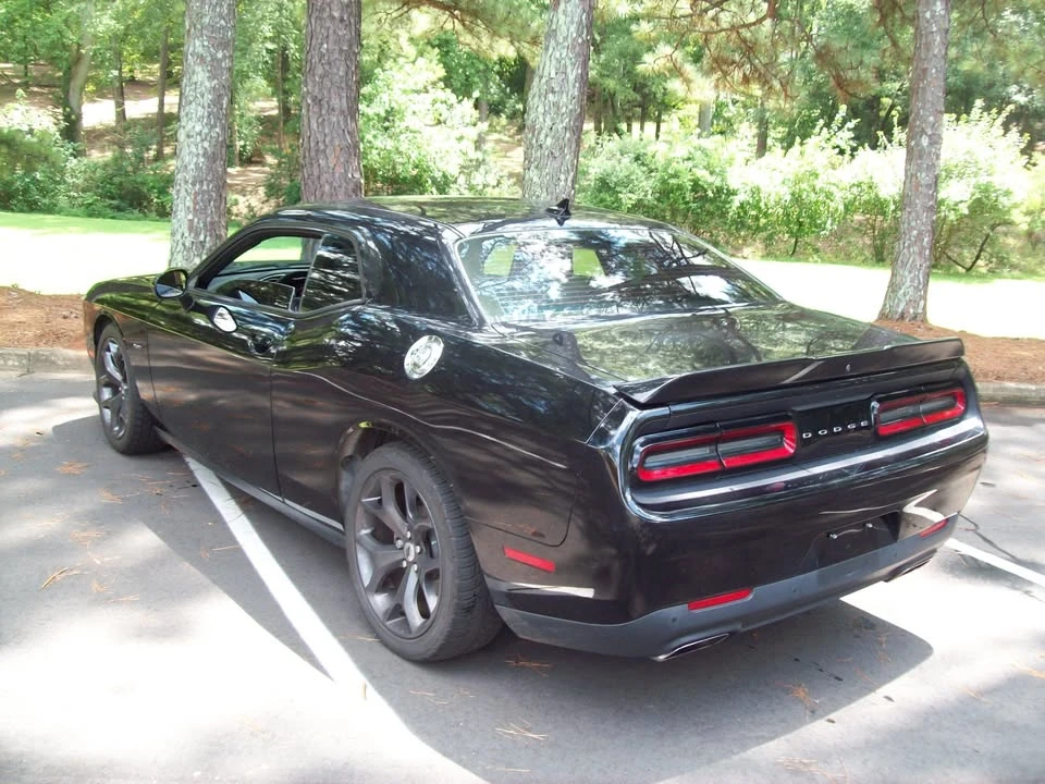 2018 Dodge Challenger 3rd Gen - Image 14 of 17