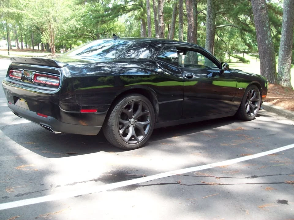 2018 Dodge Challenger 3rd Gen - Image 16 of 17