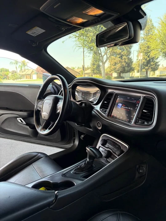 2018 Dodge Challenger 3rd Gen - Image 10 of 20