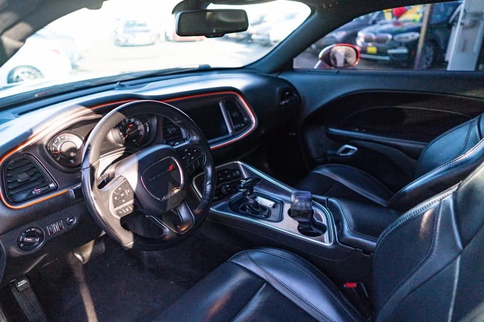 2018 Dodge Challenger 3rd Gen - Image 15 of 20