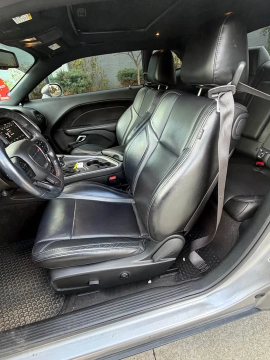 2018 Dodge Challenger 3rd Gen - Image 6 of 14