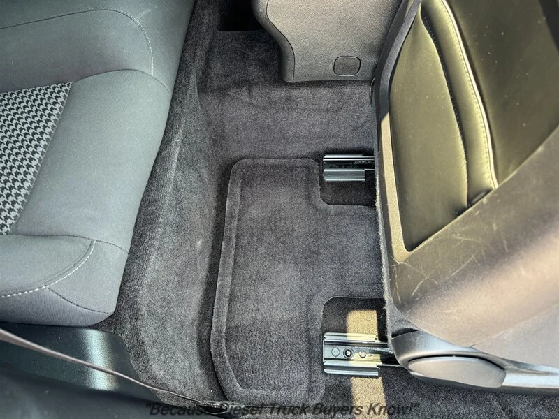 2018 Dodge Challenger 3rd Gen - Image 17 of 20