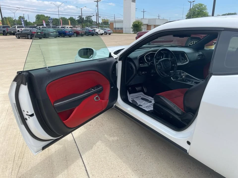 2018 Dodge Challenger 3rd Gen - Image 11 of 20
