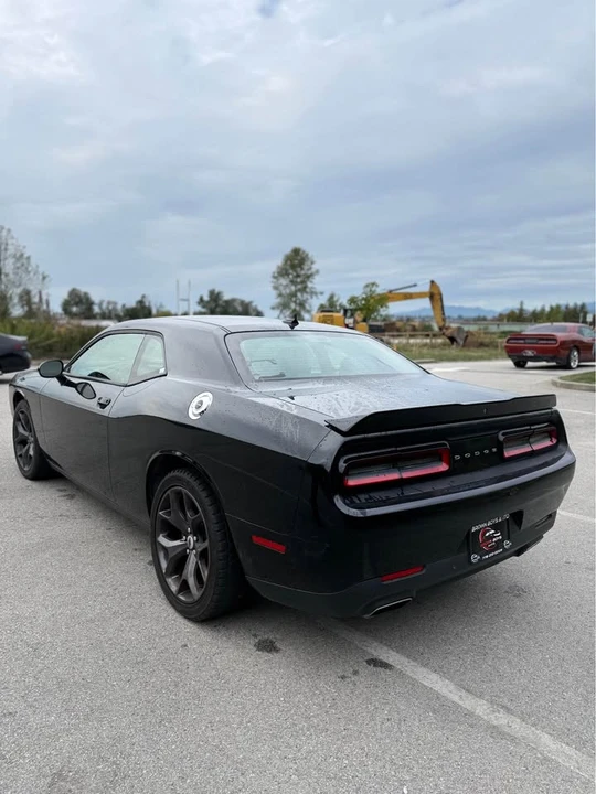 2018 Dodge Challenger 3rd Gen - Image 5 of 9