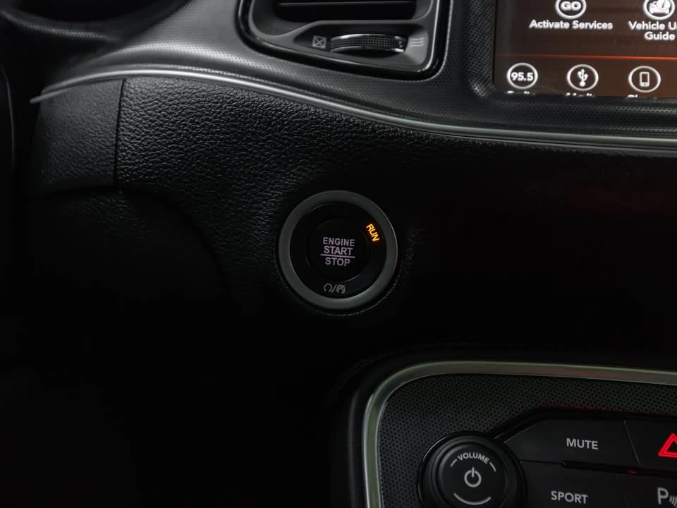 2018 Dodge Challenger 3rd Gen - Image 9 of 20