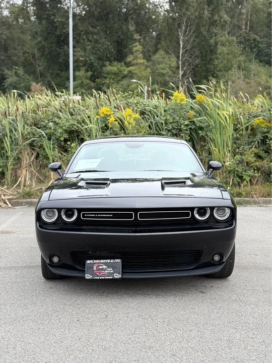 2018 Dodge Challenger 3rd Gen - Image 2 of 9