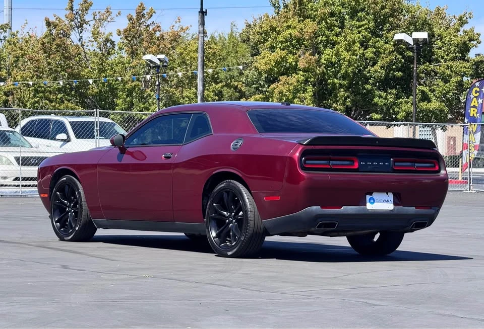 2018 Dodge Challenger 3rd Gen - Image 6 of 17