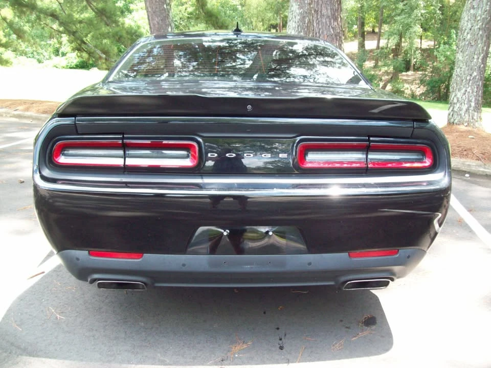 2018 Dodge Challenger 3rd Gen - Image 15 of 17