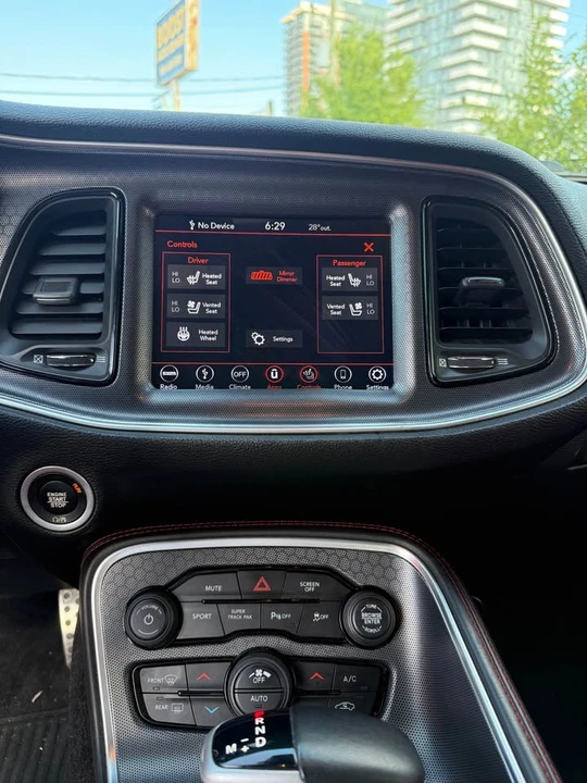 2018 Dodge Challenger 3rd Gen - Image 4 of 10