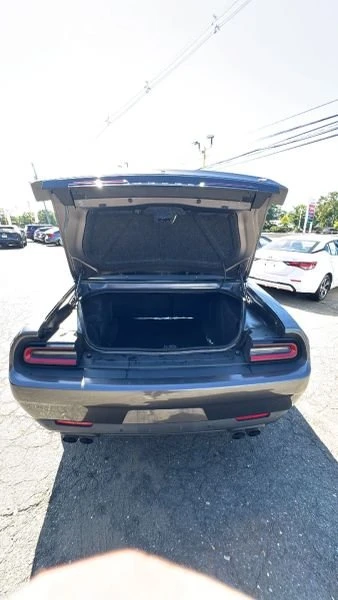 2018 Dodge Challenger 3rd Gen - Image 16 of 20