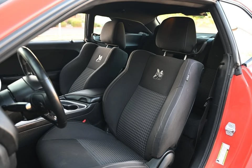 2018 Dodge Challenger 3rd Gen - Image 12 of 15