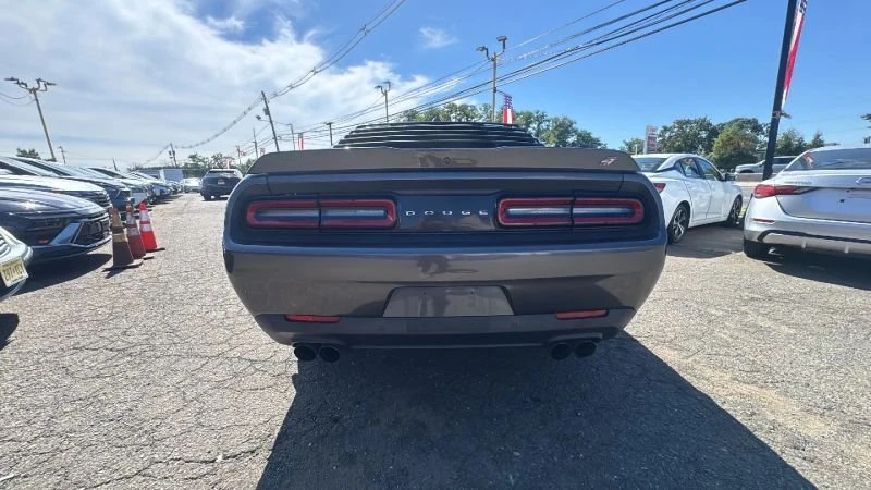 2018 Dodge Challenger 3rd Gen - Image 6 of 20