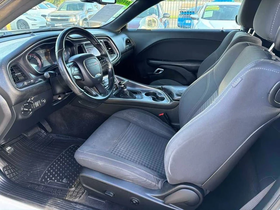 2018 Dodge Challenger 3rd Gen - Image 9 of 20