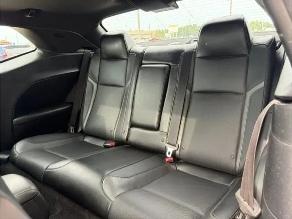 2018 Dodge Challenger 3rd Gen - Image 15 of 18