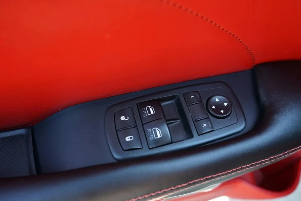 2018 Dodge Challenger 3rd Gen - Image 6 of 18