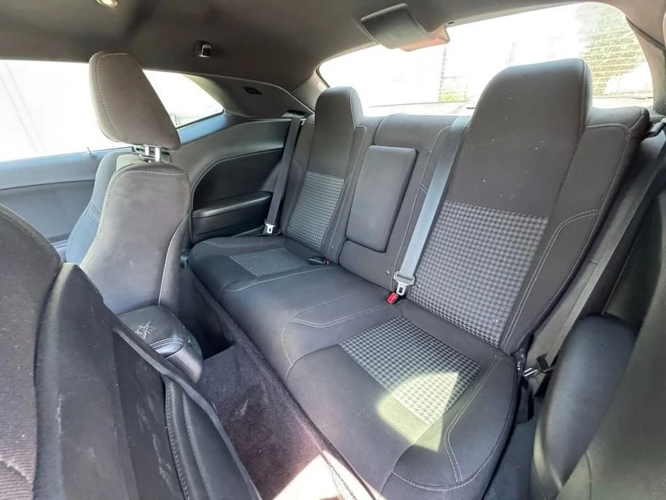 2018 Dodge Challenger 3rd Gen - Image 7 of 15