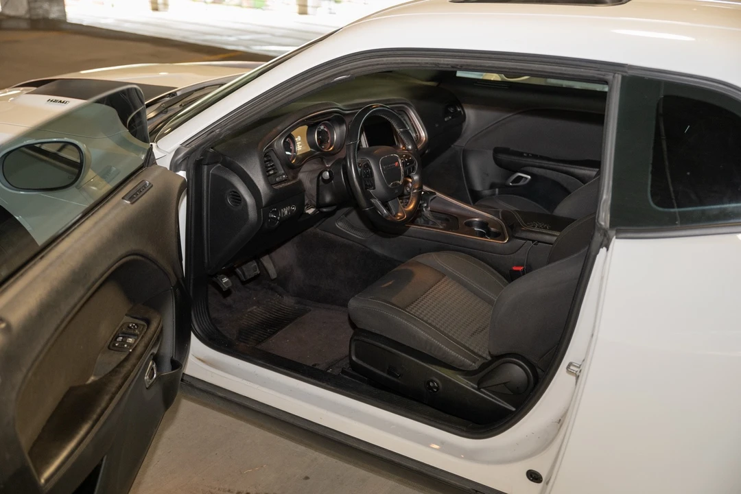 2018 Dodge Challenger 3rd Gen - Image 10 of 21