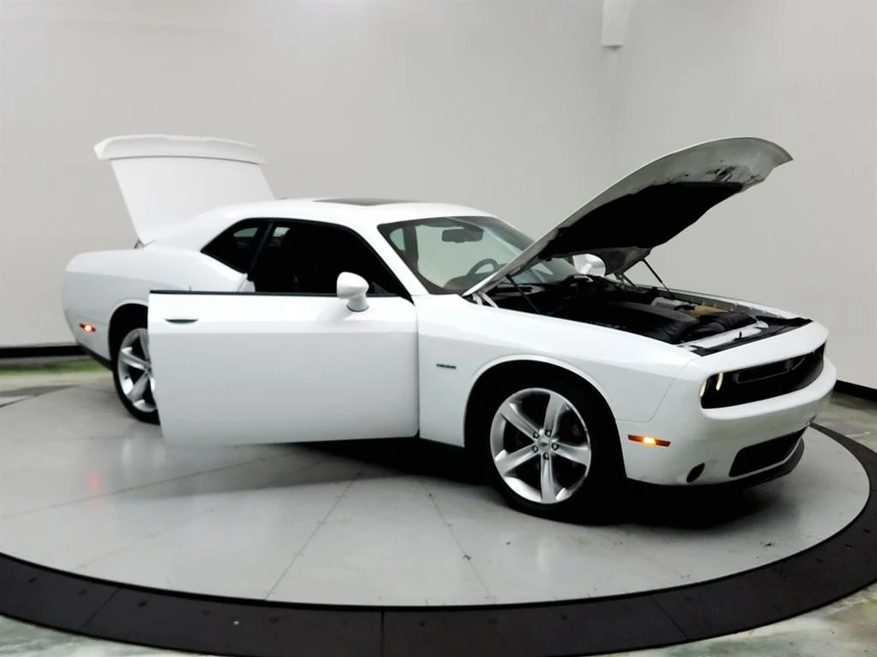 2018 Dodge Challenger 3rd Gen - Image 10 of 12