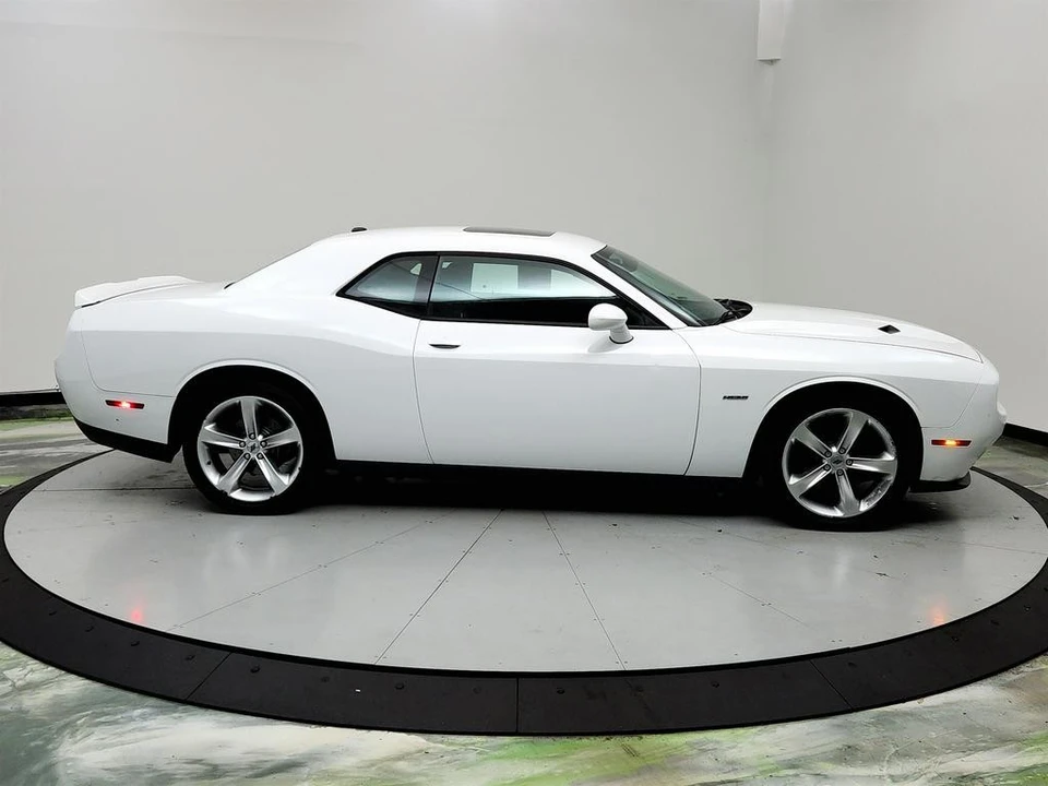 2018 Dodge Challenger 3rd Gen - Image 4 of 12