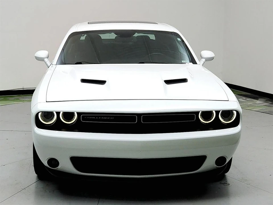 2018 Dodge Challenger 3rd Gen - Image 2 of 12