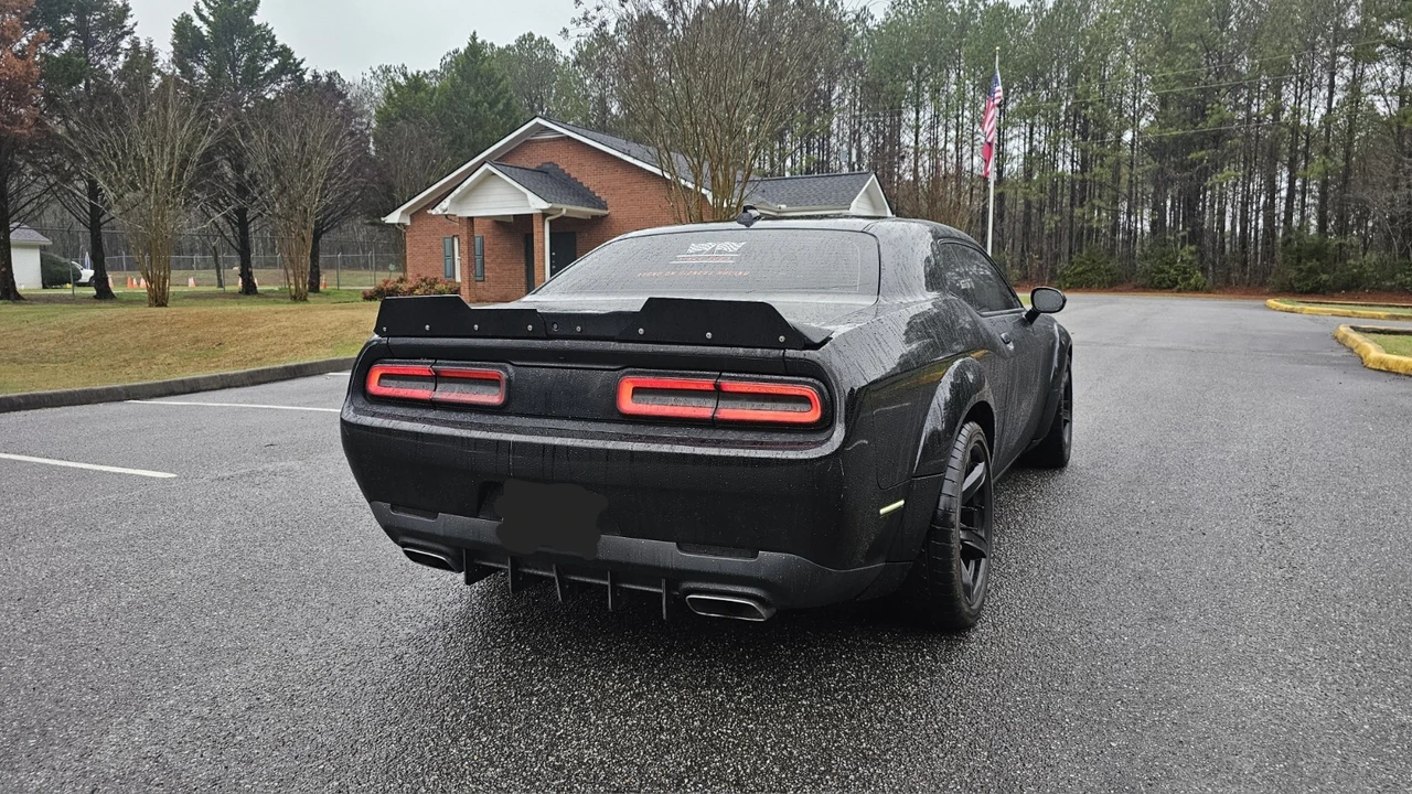 2018 Dodge Challenger 3rd Gen - Image 6 of 8