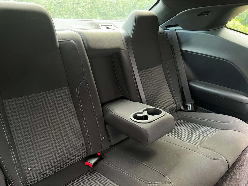 2018 Dodge Challenger 3rd Gen - Image 29 of 31