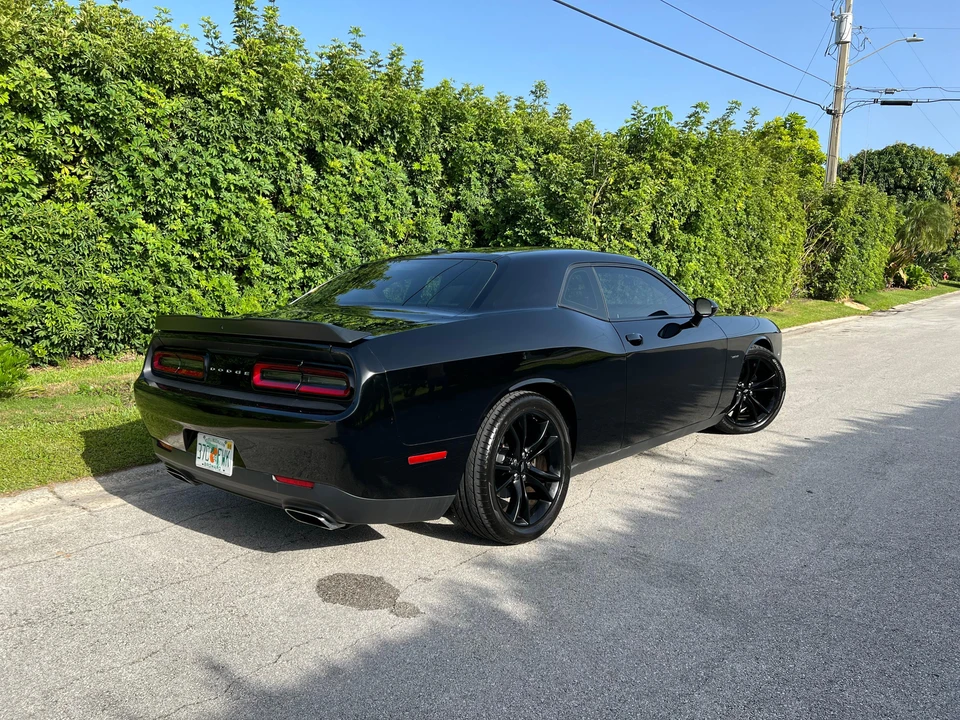 2018 Dodge Challenger 3rd Gen - Image 10 of 31