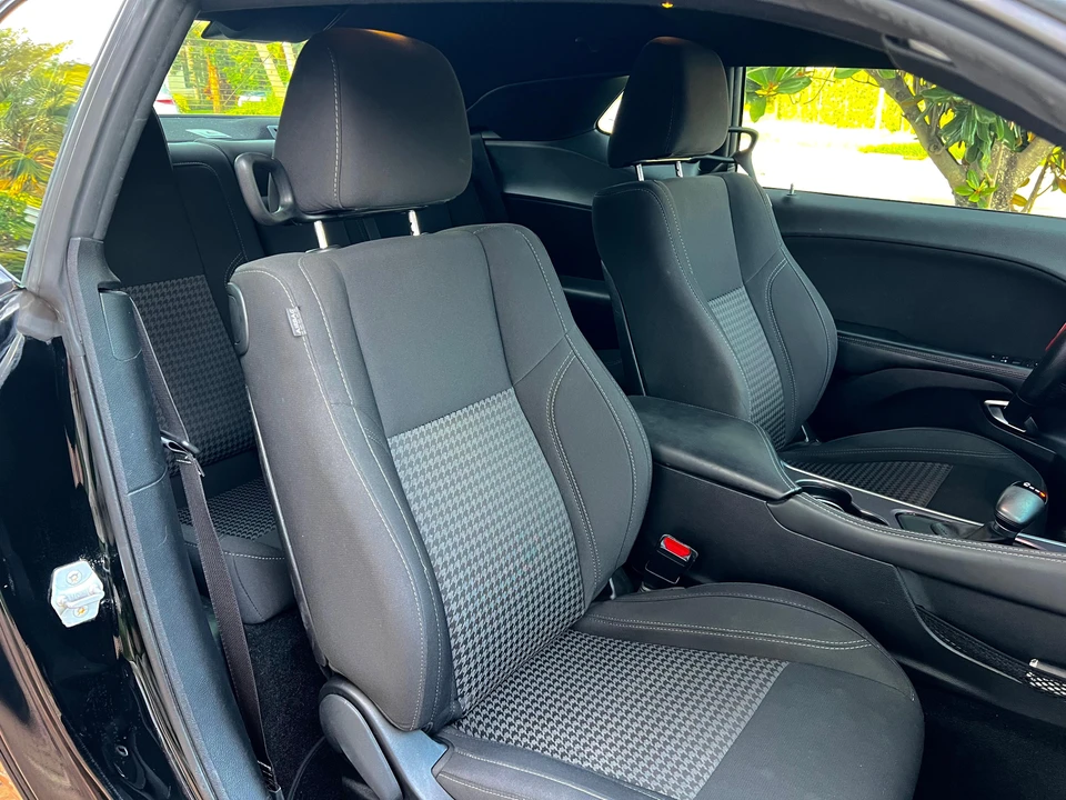 2018 Dodge Challenger 3rd Gen - Image 27 of 31