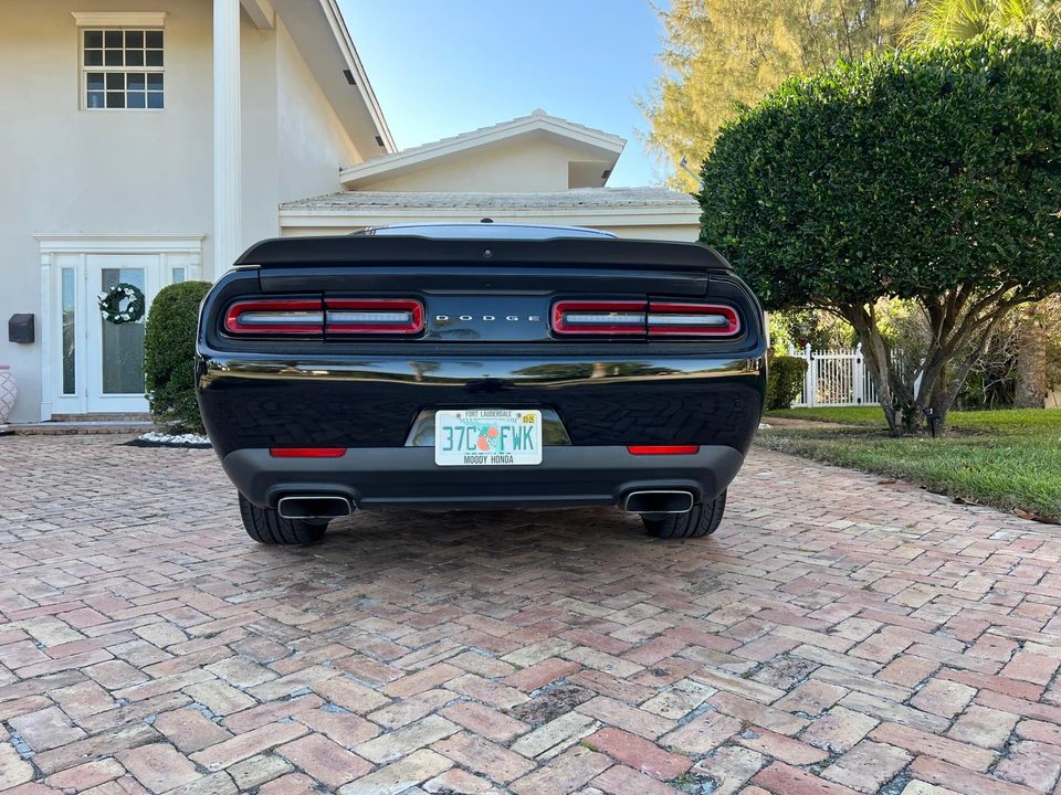 2018 Dodge Challenger 3rd Gen - Image 16 of 31