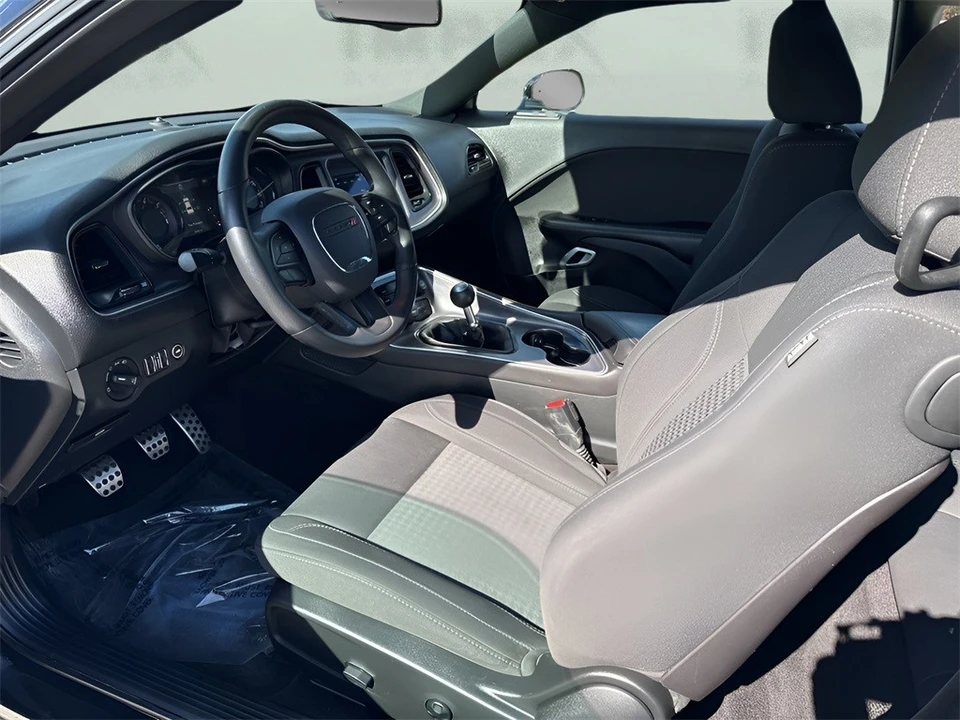 2018 Dodge Challenger 3rd Gen - Image 9 of 12