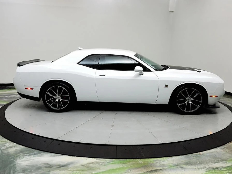 2018 Dodge Challenger SRT8 & 392 3rd Gen - Image 4 of 31