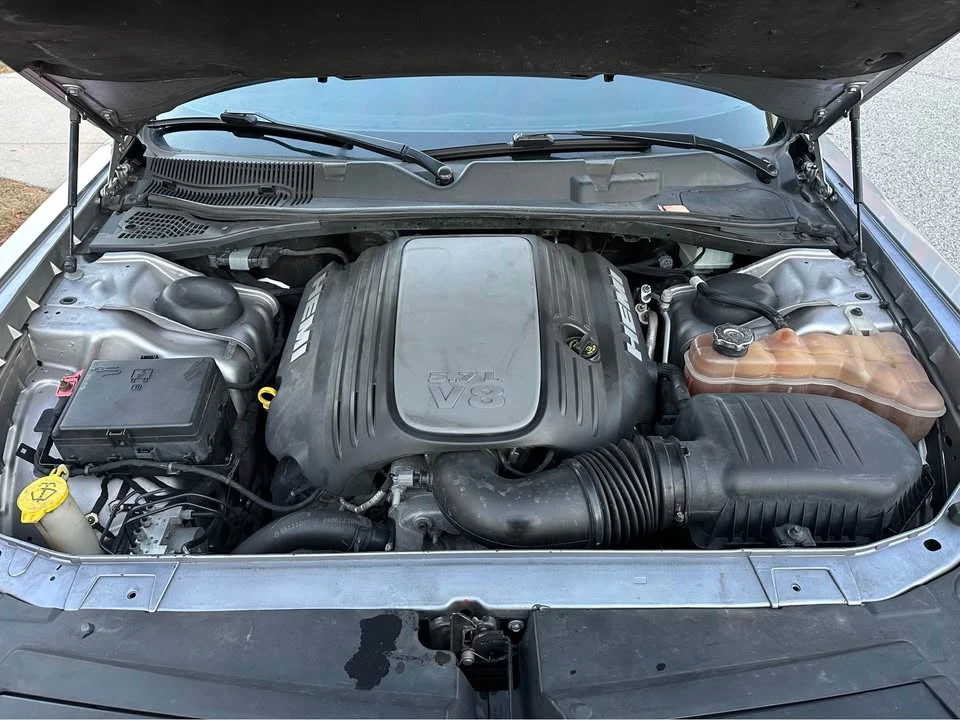 2018 Dodge Challenger 3rd Gen - Image 7 of 9