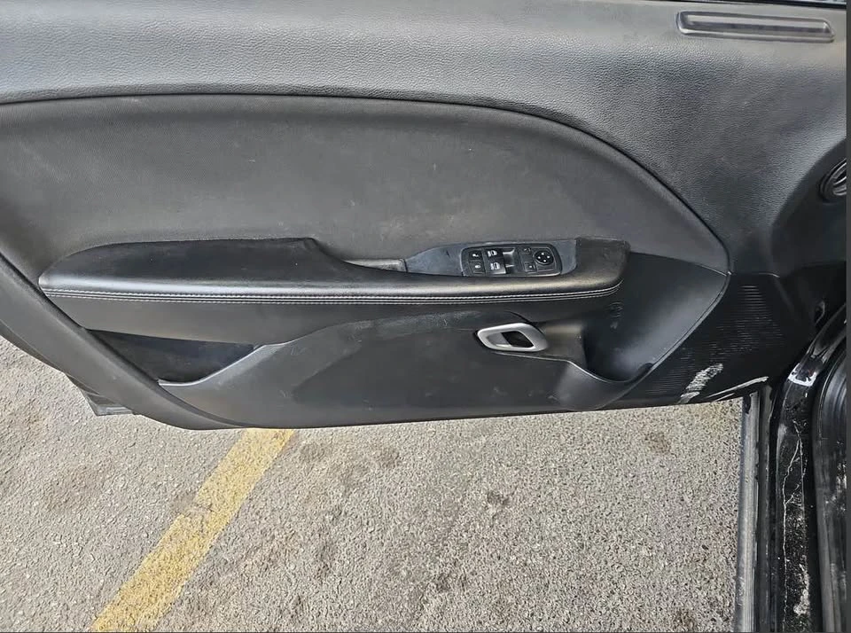 2018 Dodge Challenger 3rd Gen - Image 19 of 20