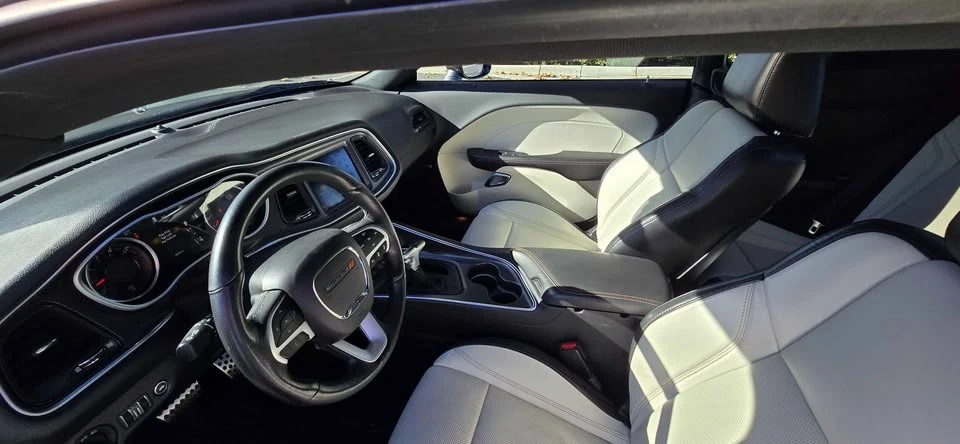 2018 Dodge Challenger 3rd Gen - Image 12 of 20