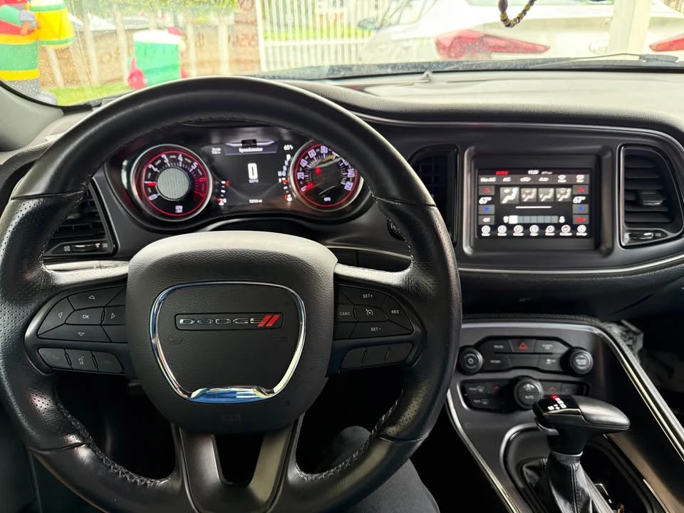 2018 Dodge Challenger 3rd Gen - Image 5 of 11