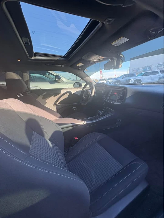 2018 Dodge Challenger 3rd Gen - Image 2 of 4