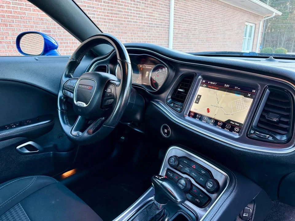 2018 Dodge Challenger 3rd Gen - Image 17 of 18