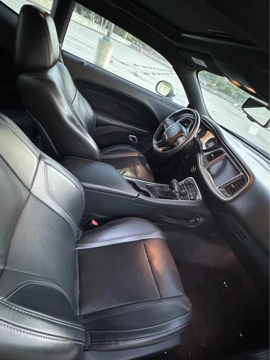 2018 Dodge Challenger 3rd Gen - Image 7 of 9