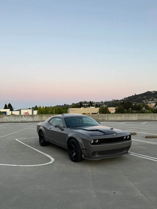 2018 Dodge Challenger 3rd Gen - Image 2 of 9