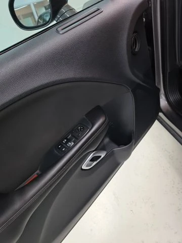 2018 Dodge Challenger 3rd Gen - Image 17 of 30
