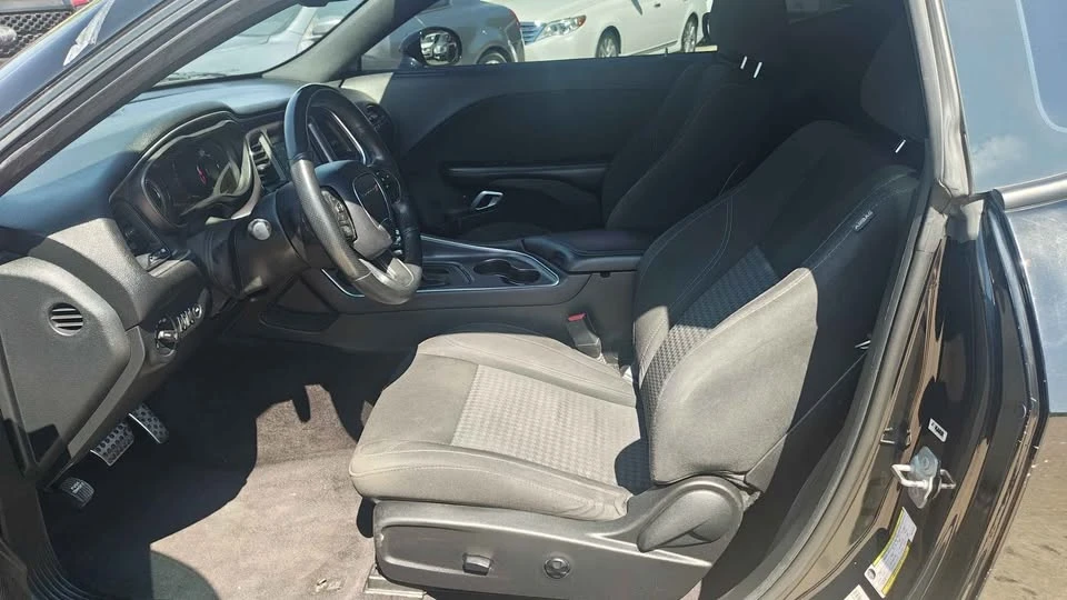 2018 Dodge Challenger 3rd Gen - Image 9 of 20