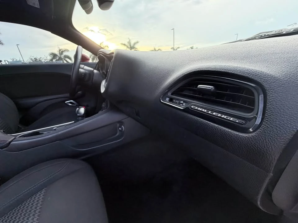 2018 Dodge Challenger 3rd Gen - Image 14 of 15