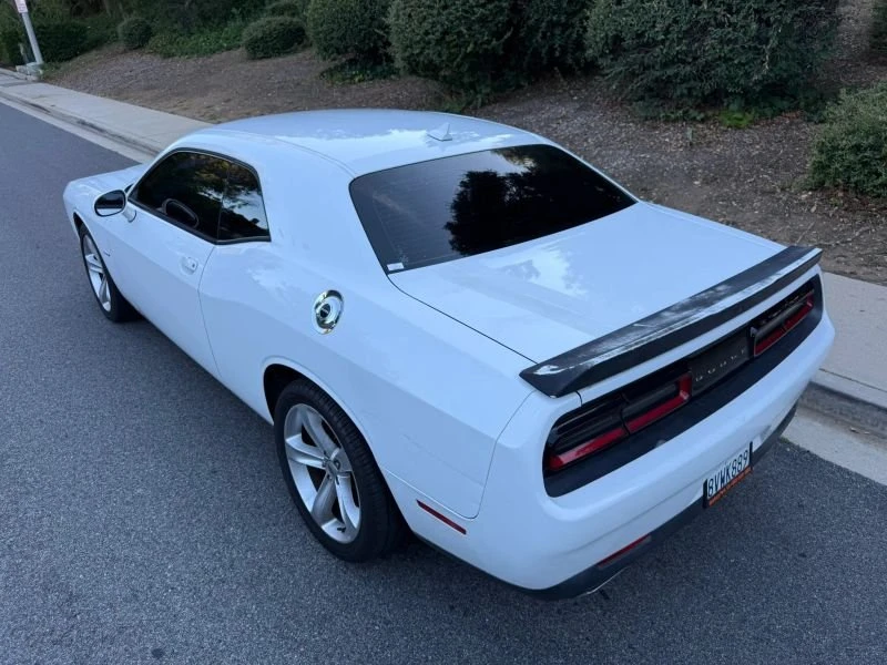 2018 Dodge Challenger 3rd Gen - Image 17 of 20