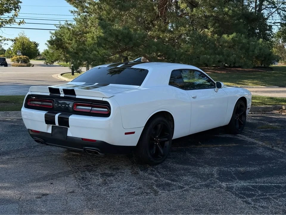 2018 Dodge Challenger 3rd Gen - Image 9 of 14